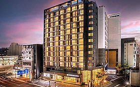 Golden Daisy Hotel